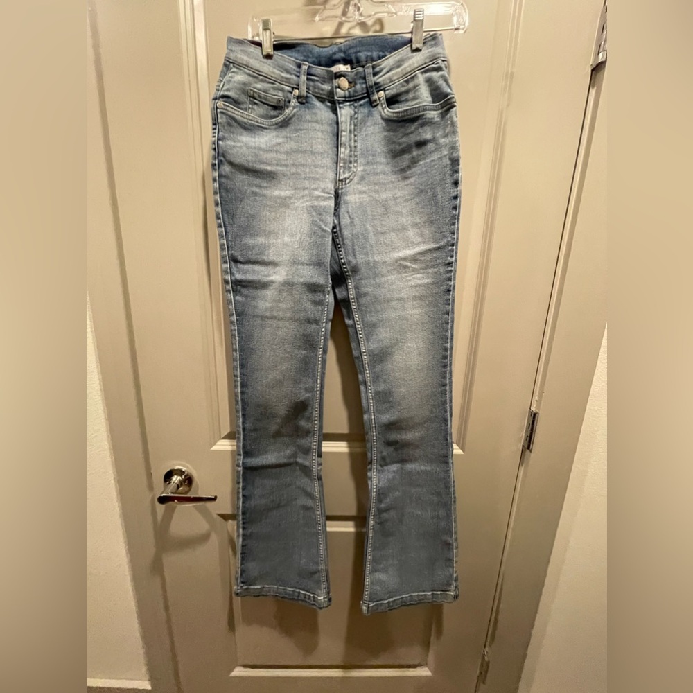 Venus New in Bag Women’s Denim Jeans Size 6L Blue Flare/Bootcut